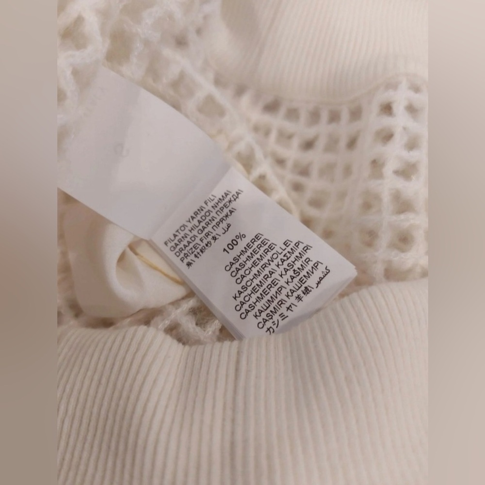 🔥BRUNELLO CUCINELLI
Netted Polo Shirt with Contrast Stripes/Size Large/MP $3850🔥 - Picture 13 of 13